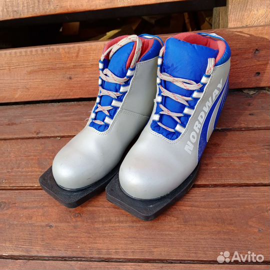 Лыжи с ботинками Nordway 160см