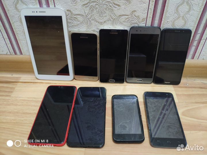 HONOR 9, 4/64 ГБ