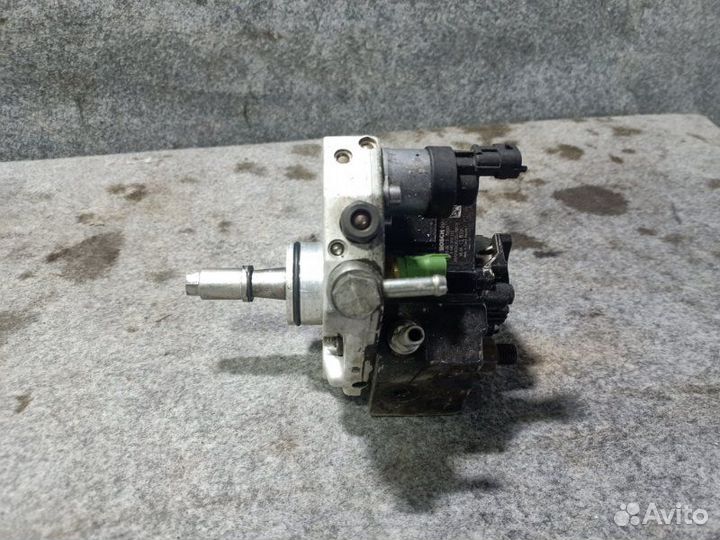 Насос топливный высокого давления тнвд Mazda Bt-50