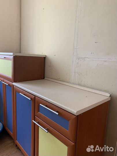 Кухонный гарнитур угловой