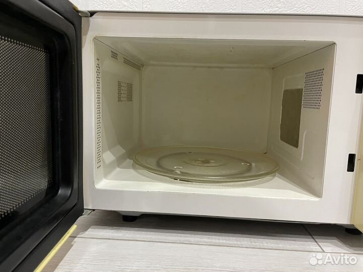 Микроволновая печь