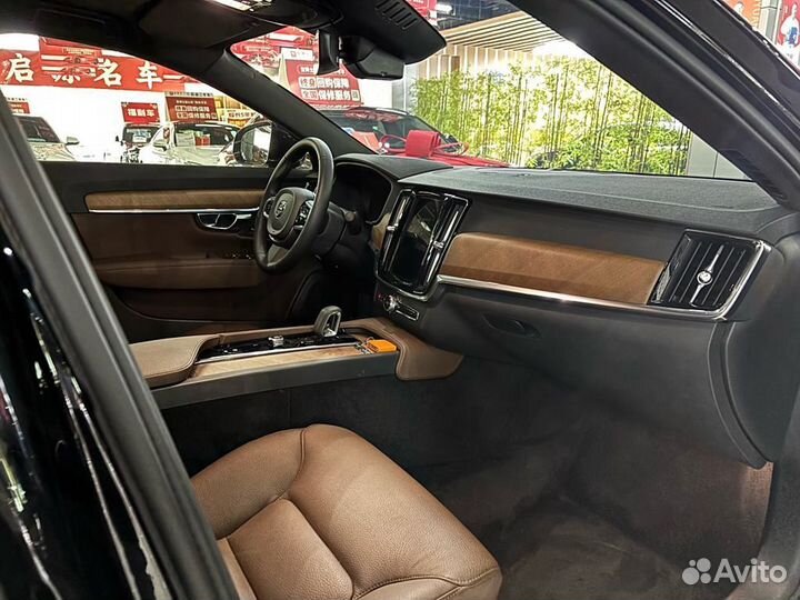 Volvo S90 2.0 AT, 2022, 26 000 км