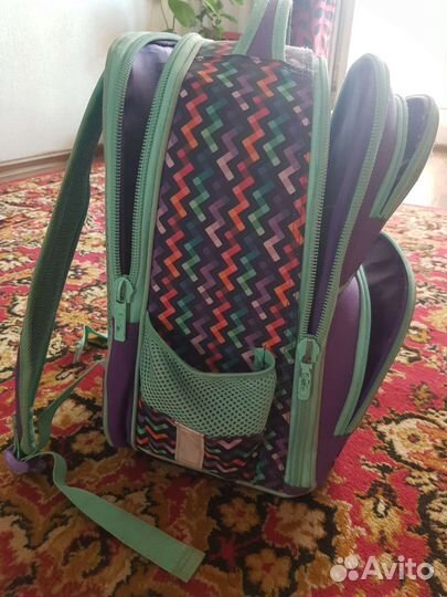 Рюкзак школьный