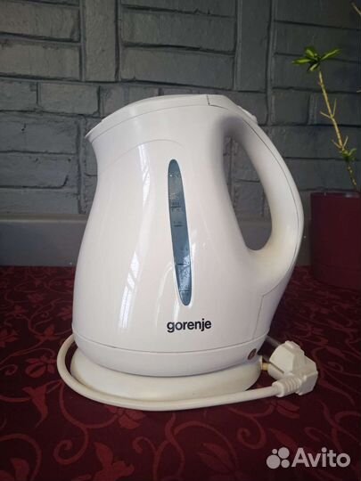 Чайник электрический бу