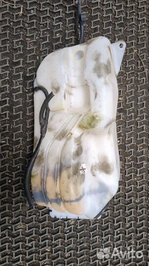 Бачок омывателя Nissan Qashqai, 2013