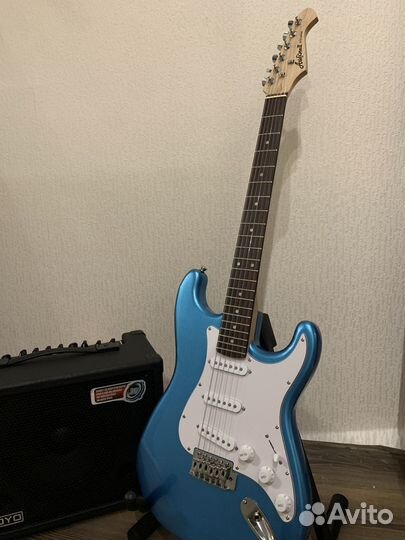 Электрогитара aria pro 2,комбоусилитель joyo DC-30
