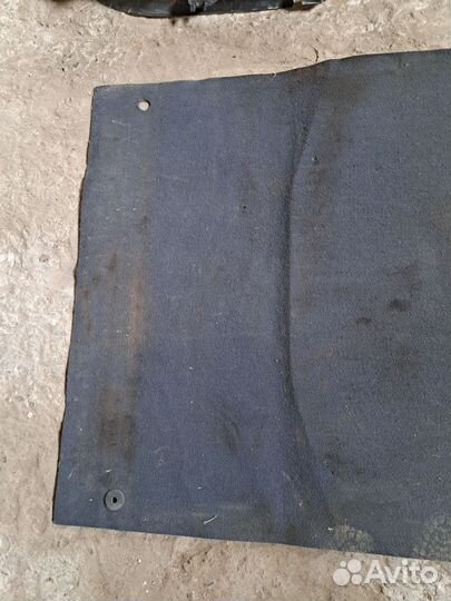 Обшивка пола багажника Audi A6 C6