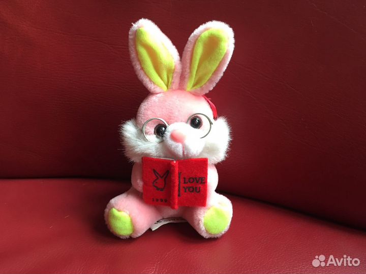 Зайчик плюшевый