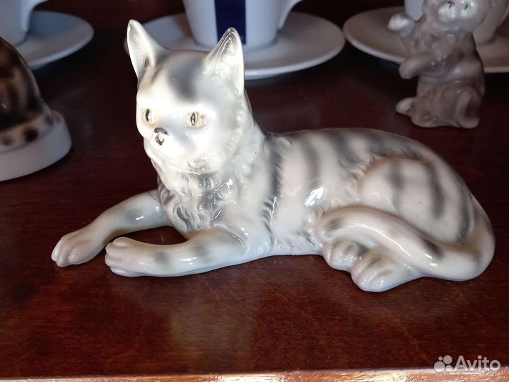 Котята. Кошки. Статуэтки.Литографии