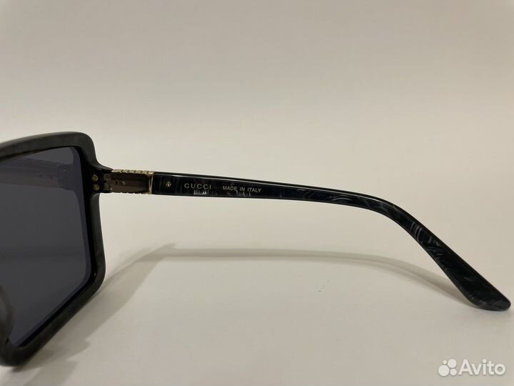 Солнцезащитные очки женские Gucci