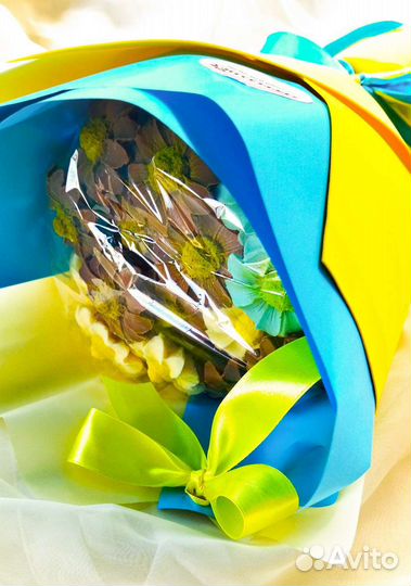 Конфеты, трюфели и букеты из премиум шоколада