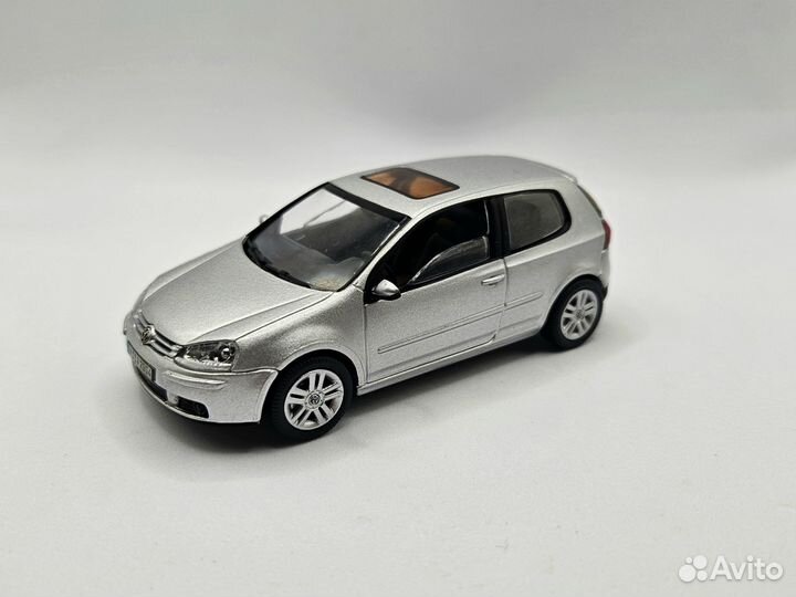 Модель автомобиля Volkswagen Golf 5