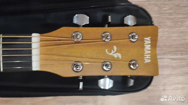 Акустическая гитара трансакустическая новая