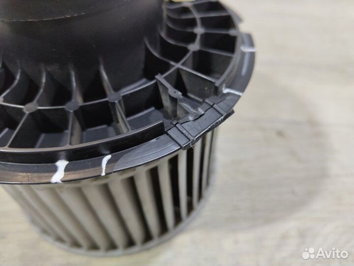 Моторчик отопителя Nissan Tiida C11 HR16 2008