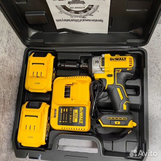 Гайковёрт DeWalt 350 Нм 20V ударный аккумуляторный