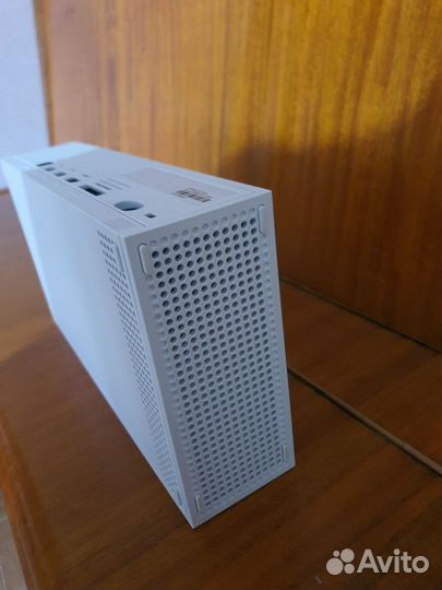 Xbox series s + геймпад