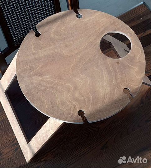 Сервировочный винный столик