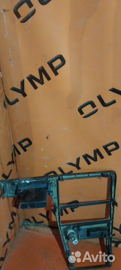 Консоль магнитофона Toyota Mark Ii JZX100 1JZ-GE