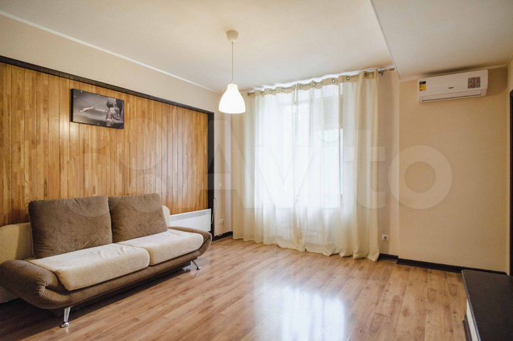 2-к. квартира, 75 м², 1/3 эт.
