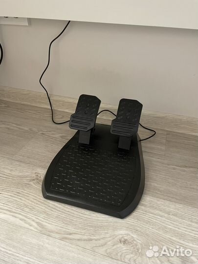 Игровой руль Thrustmaster TMX Force Feedback