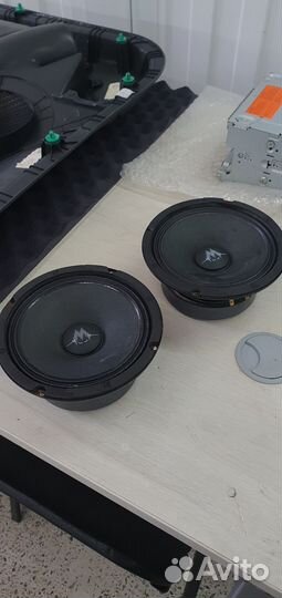 Momo HE-715 Автомобильные колонки 16 см