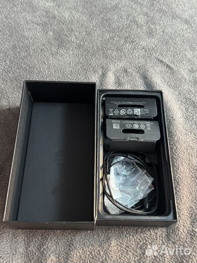 Samsung Galaxy S10e, 6/128 ГБ