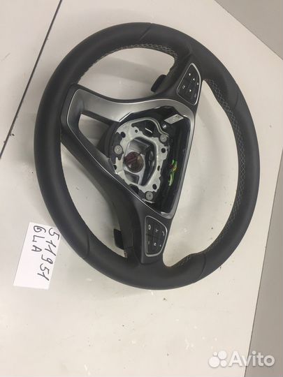 Рулевое колесо (Mercedes-Benz GLA-class)