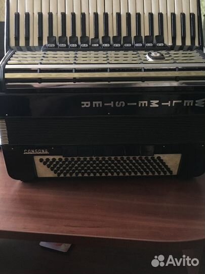 Аккордеон weltmeister consona, 4/4