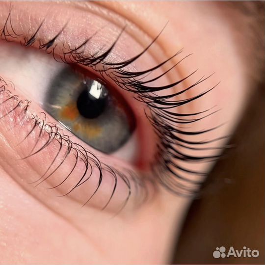 Аренда рабочего места,макияж, ламинирование ресниц