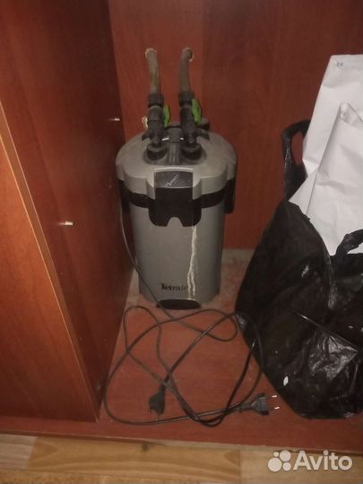 Аквариум с тумбой 400 литров. Компрессор+рыбки