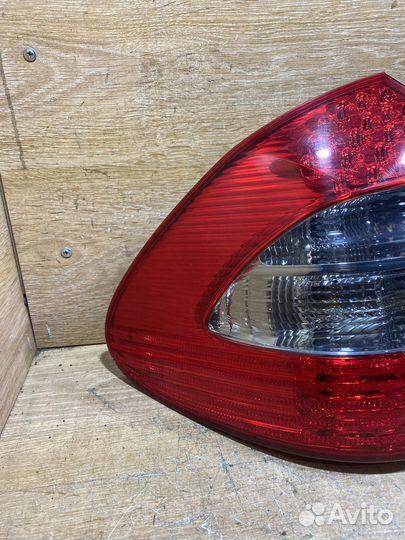 Фонарь левый Mercedes W211 рестайлинг Арт. 111203