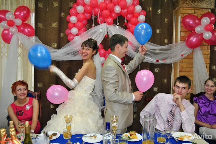 Ведущий на праздник