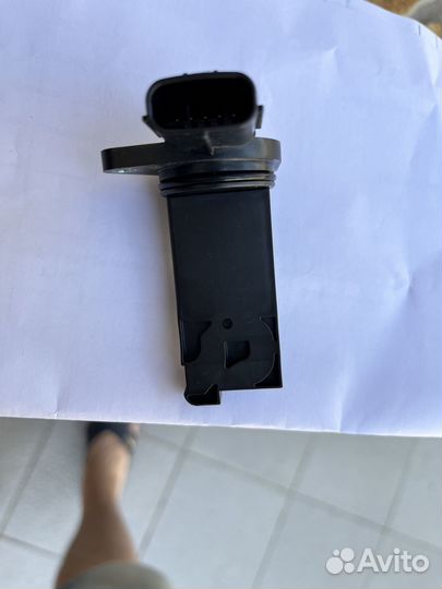 Датчик массового расхода воздуха (дмрв) mazda