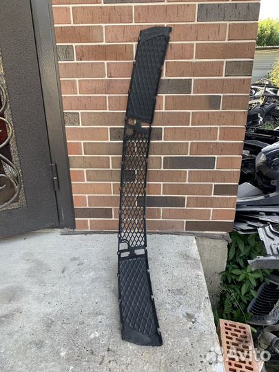 Решетка в передний бампер бмв х3 е83