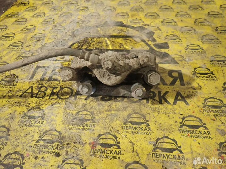 Суппорт тормозной задний toyota mark x