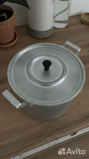 Кастрюля алюминиевая