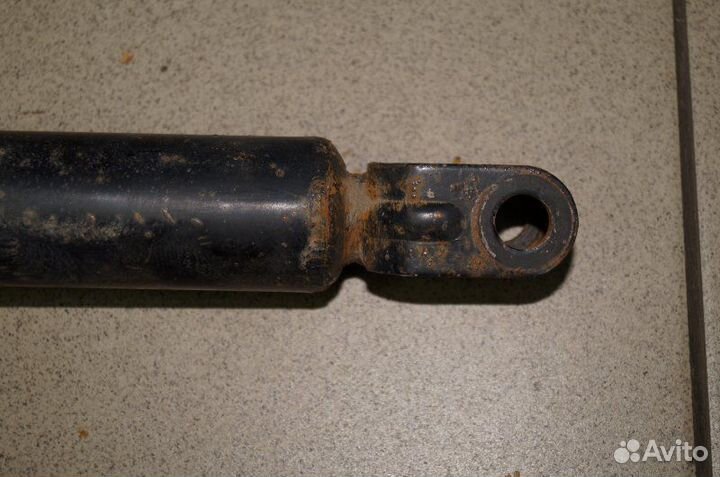 Амортизатор задний Kia Ceed ED 1.6 (G4FC) 2008