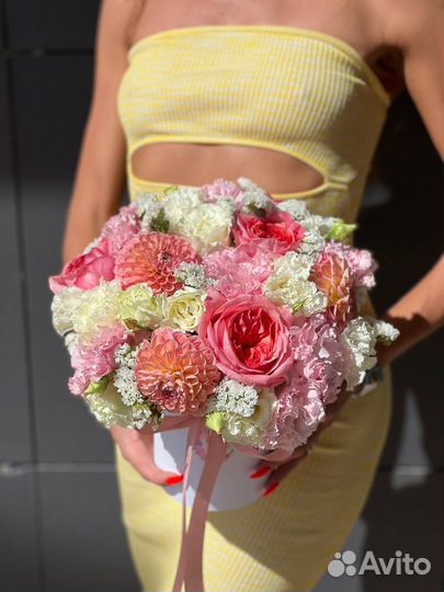 Букеты / живые цветы / Композиции из цветов