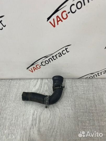 Патрубок системы охлаждения Audi A6 C6 2.8 ccda