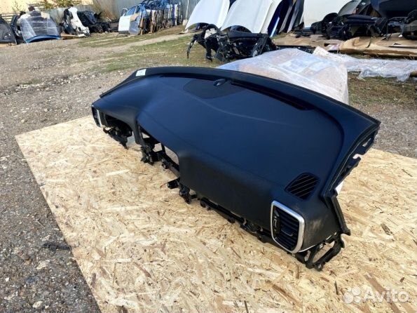 Торпедо с подушкой пассажира Киа Спортедж 4