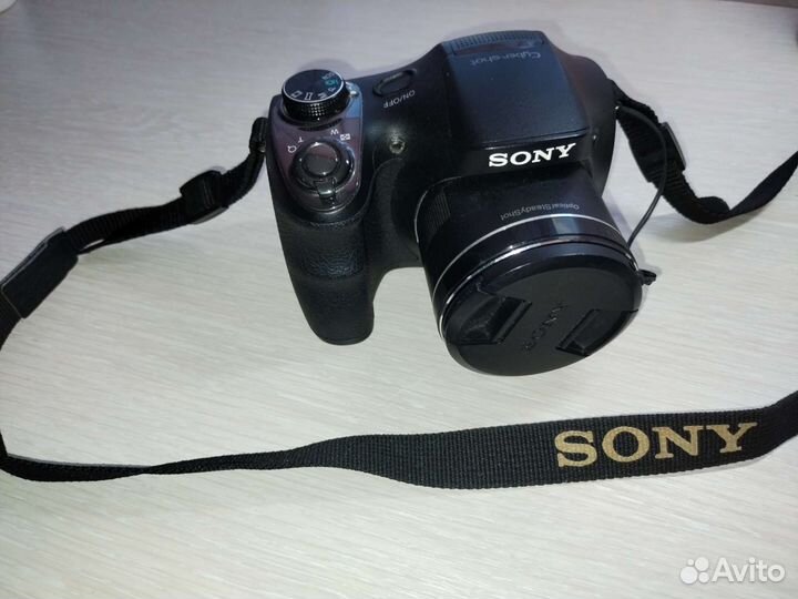 Компактный фотоаппарат Sony DSC H-300