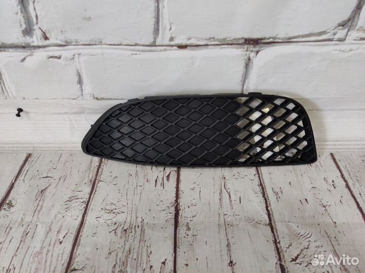 Новая заглушка птф левой Lancer 10 2007