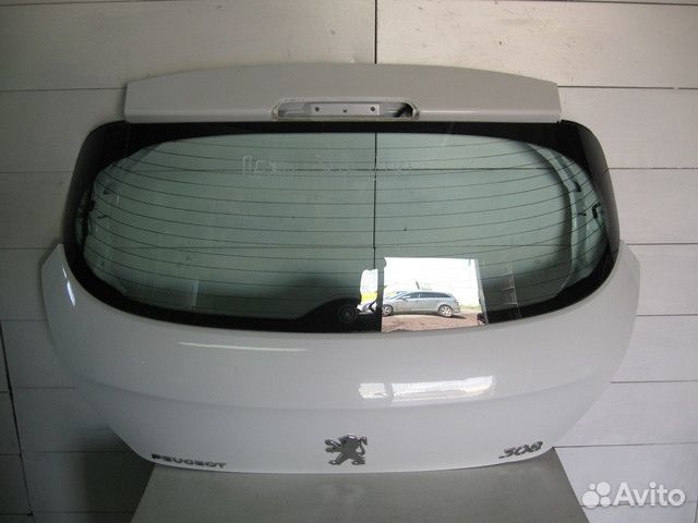 Дверь багажника со стеклом Пежо 308