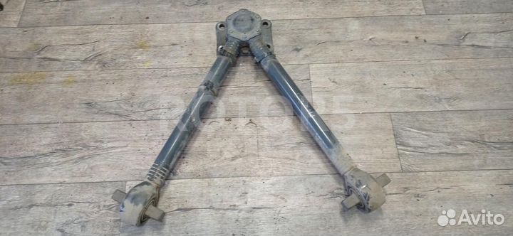 Тяга реактивная V-образная Volvo FH 3 2015