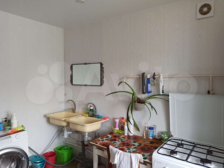 Комната 13 м² в 6-к., 3/5 эт.