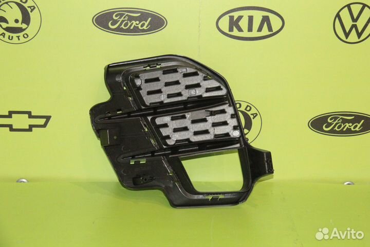 Рамка птф правая Kia Rio 2020 - 2024