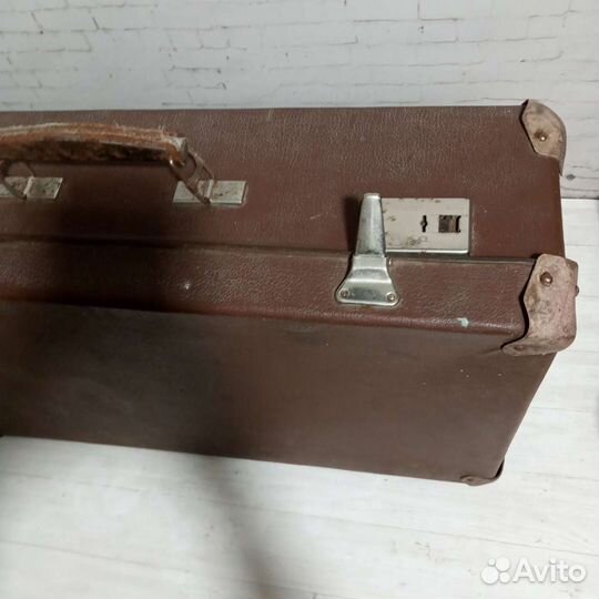 Чемодан старинный, фотозона, ретро, чемодан, СССР