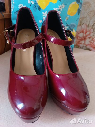 Туфли женские