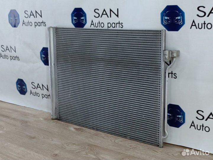 Радиатор кондиционера Bmw 5 F10 N63B44 2011