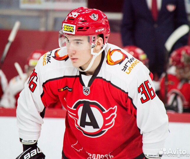 Тренер по хоккею